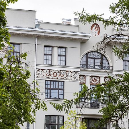 Smart Park View Studio In Heart Of Riga 5 Min To Old Town المظهر الخارجي الصورة
